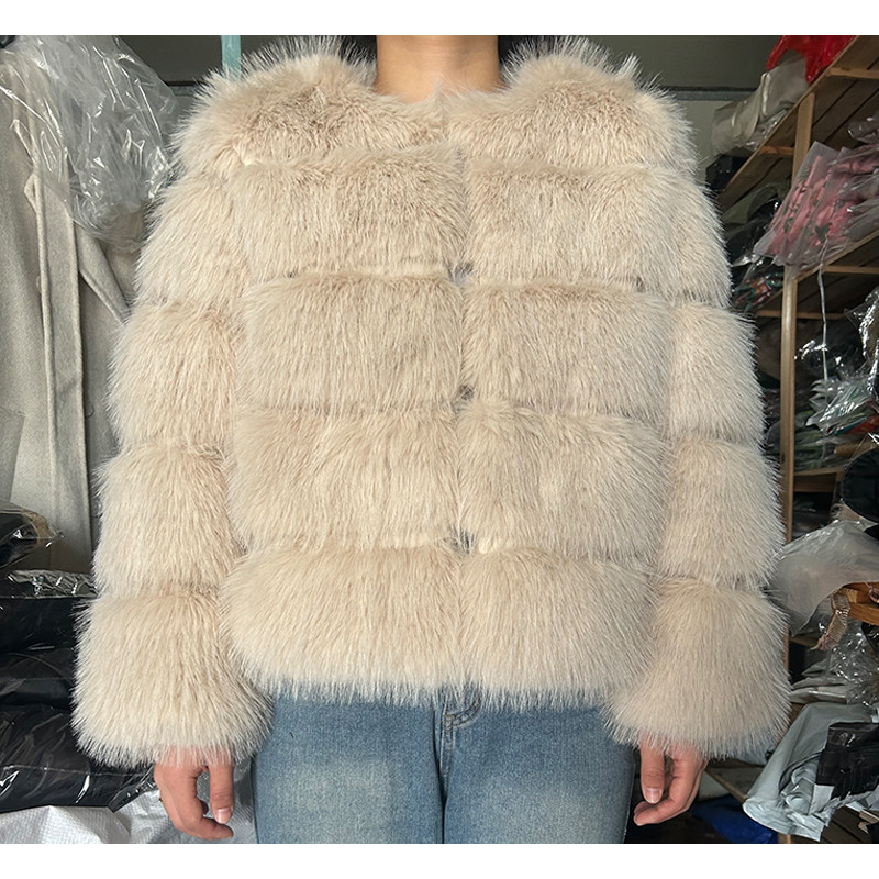 Luxury Faux Fur Coat 2024 Winter Fluffy Jacket For Women Thick Warm Raccoon Style Outwear 17