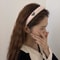 Classic Womens Retro Luxury Hairband Designer Niche Trendy High End Fashionable Hair Accessory Eleg 2