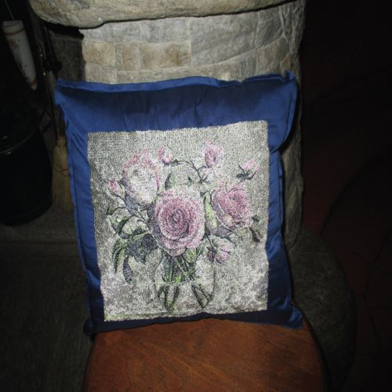 Elegant Bouquet Of Roses In Vase Photo Stitch Embroidery Design For Floral Home Decor And Craft Pro 1