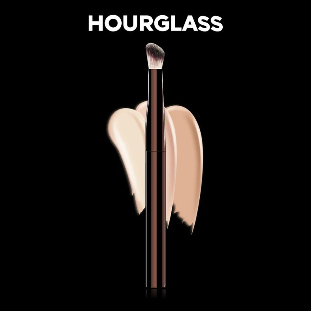 Soft Fiber Hourglass Makeup Brush Single Face Brush For Concealer Foundation Fashion Design Beauty 2