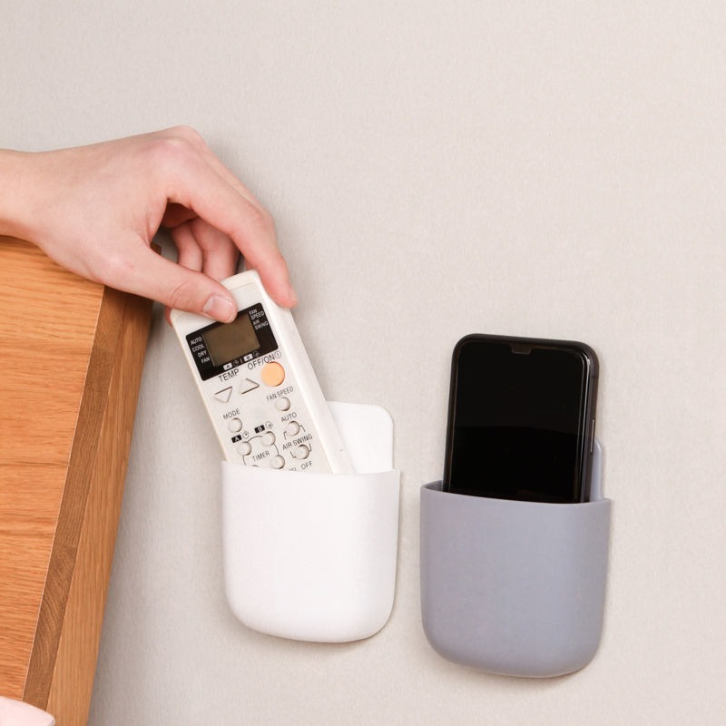 Space saving wall mounted rack