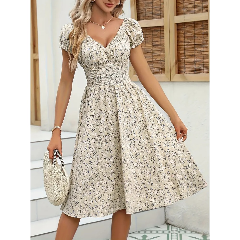 Fluffy Cuffed Vintage Floral Dress, Pleated Waist Cinching for Women's Summer Beach Wear