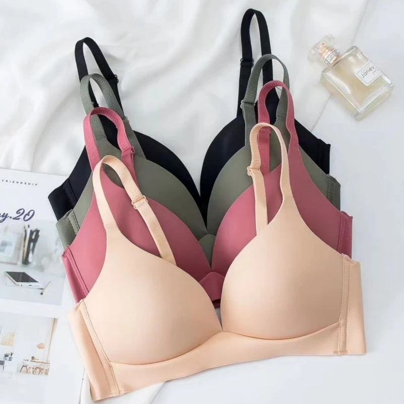 SilkSoft Seamless Push Up Bra Wireless Comfort Bralette for Everyday Support