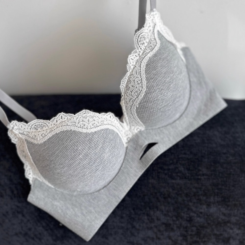 LaceLift Wireless Push Up Bra for Small Bust Support and Smooth Side Coverage