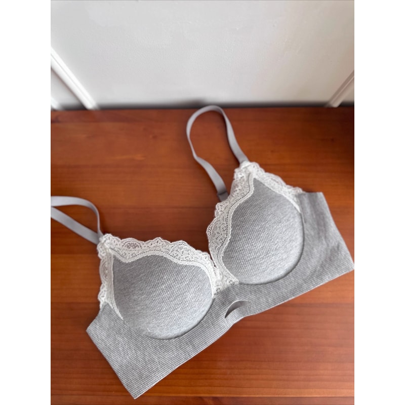 LaceLift Wireless Push Up Bra for Small Bust Support and Smooth Side Coverage