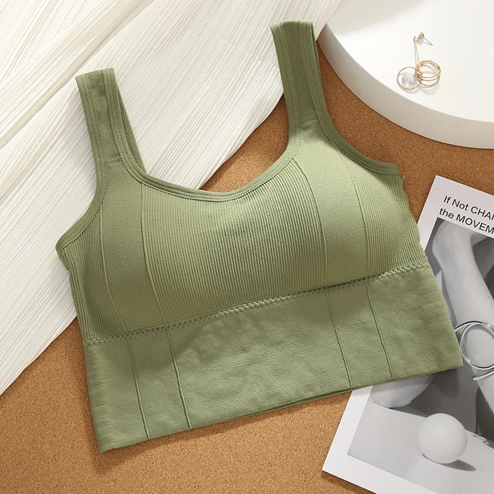 Performance Fit Breathable Seamless Yoga Sports Bra with Shockproof Support