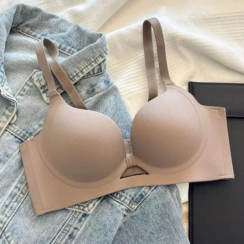 HoneyLift Seamless Push Up Bra for Small Busts ā Wireless Invisible Bralette with 3D Support