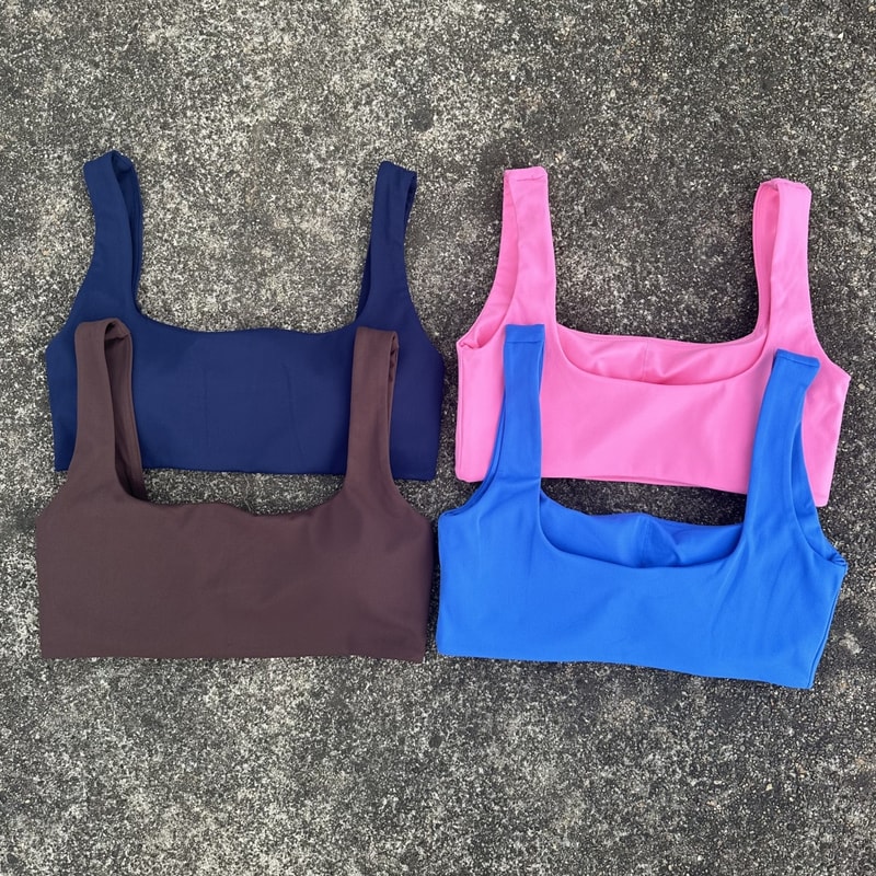 Solid Color Square Neck Sports Bra with Hollow Design & Push-Up Padding
