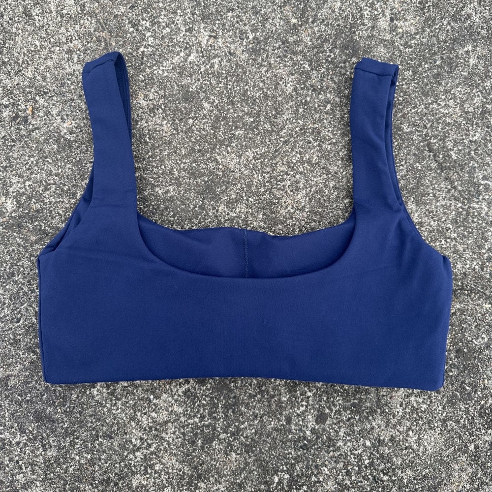 Solid Color Square Neck Sports Bra with Hollow Design & Push-Up Padding