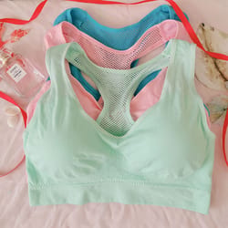 ultra comfort breathable sports bra for women – shockproof padded support for running & yoga