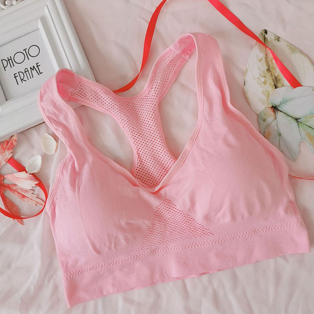 Ultra Comfort Breathable Sports Bra for Women – Shockproof Padded Support for Running & Yoga