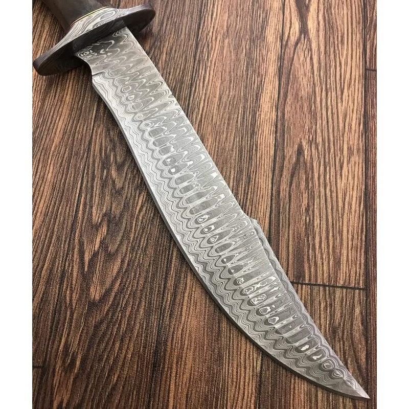 hand forged damascus steel knife