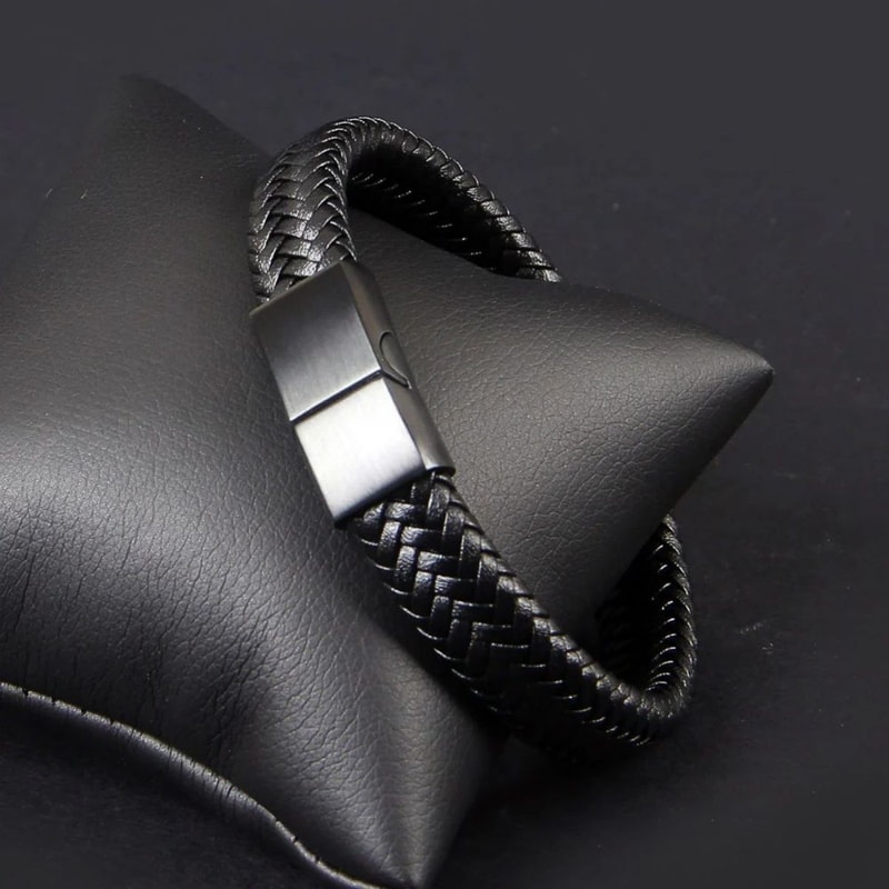 Men Leather Open Bangle Outdoor Sports Gift Simple MultiSize Woven Leather Hand Rope 1