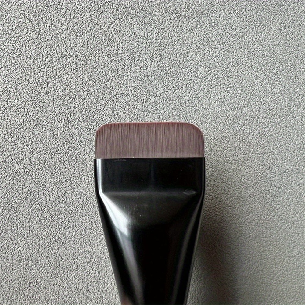 Ultra Thin Foundation Brush with Wooden Handle, Nylon Bristles for All Skin Types
