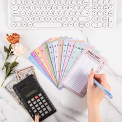 envelopes eave money, save challenge, budget planner to easily save money, financial organization tool for smart savings