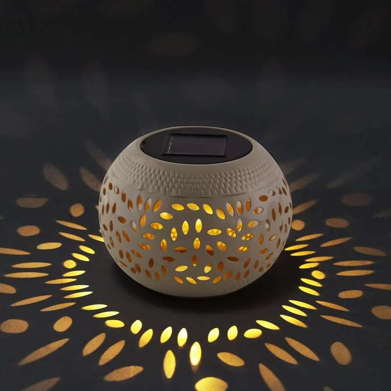 Solar Table Lights Outdoor, Waterproof Metal Garden Projector Lamp, Retro Lawn Atmosphere Lamp