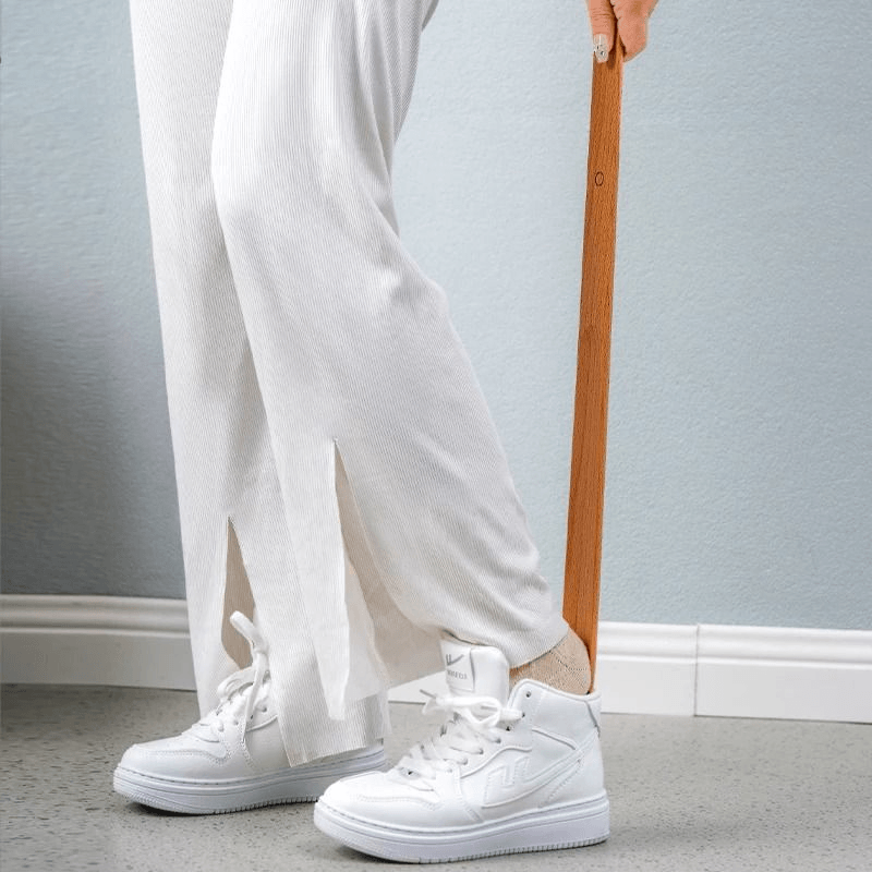 55CM Magnetic Shoehorn Useful Flexible Lazy Shoe Spoon Shoe Puller Wooden Handle Long Shoe Lifter 10