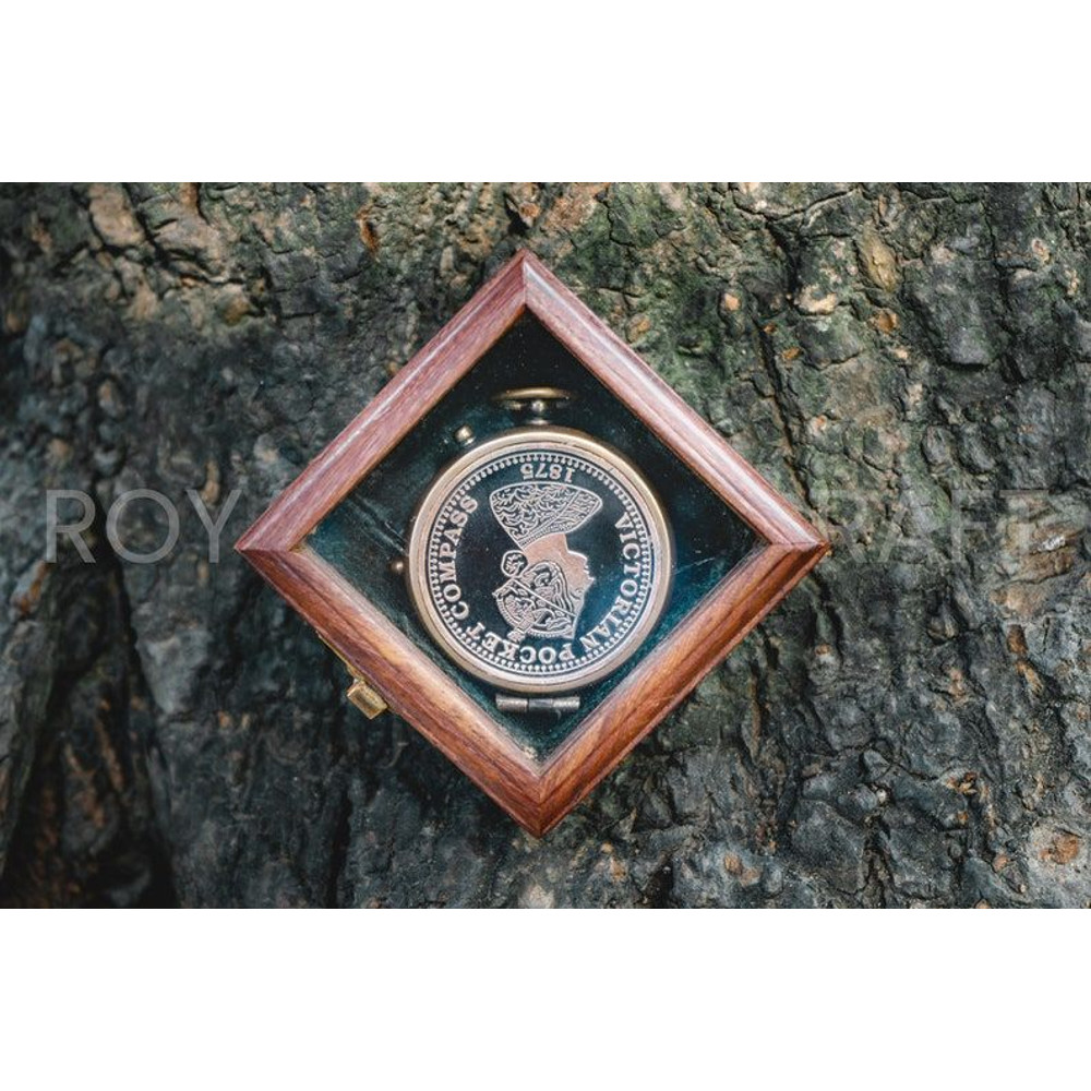 Handmade Brass Victoria Nautical Pocket Compass 0