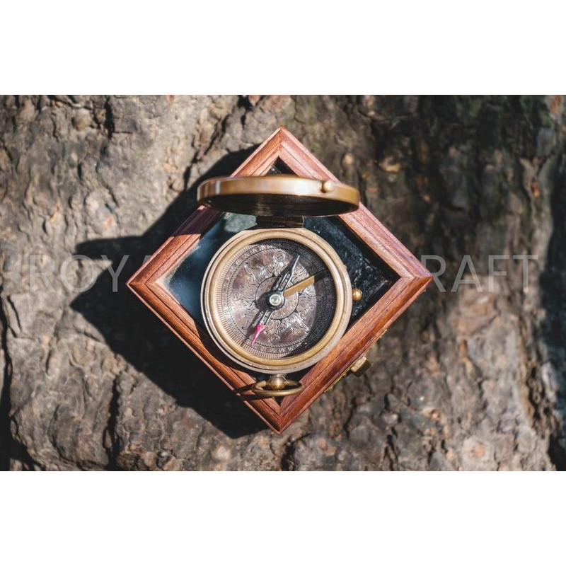 Handmade Brass Victoria Nautical Pocket Compass 1