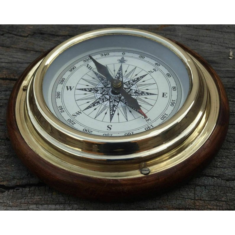 Brass Compass With Magnifier 0