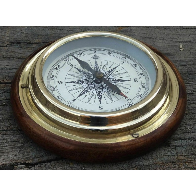 Brass Compass With Magnifier 2