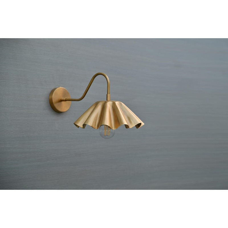 Handcrafted Brass Wall Lamp 2