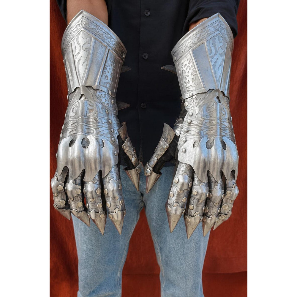 NazgulInspired Etched Gauntlet GlovesNazgulInspired Etched Gauntlet Gloves Halloweeen Cosplay Rolep 1