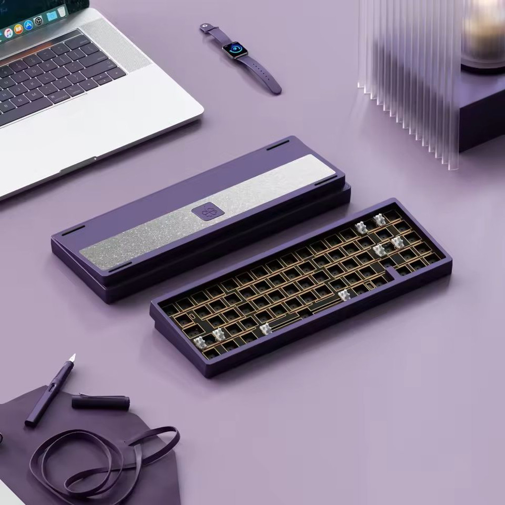 Aluminum Mechanical Keyboard Kit With RGB Wireless Bluetooth And Gasket Mount 9