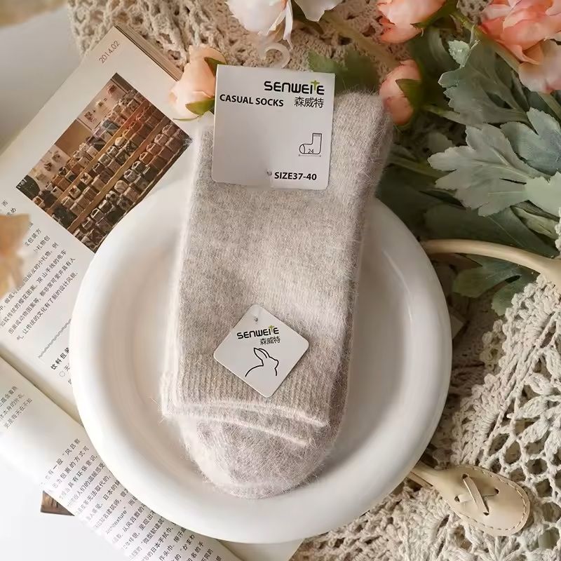 Wool Winter Warm Socks For Women Medium Tube Design 4