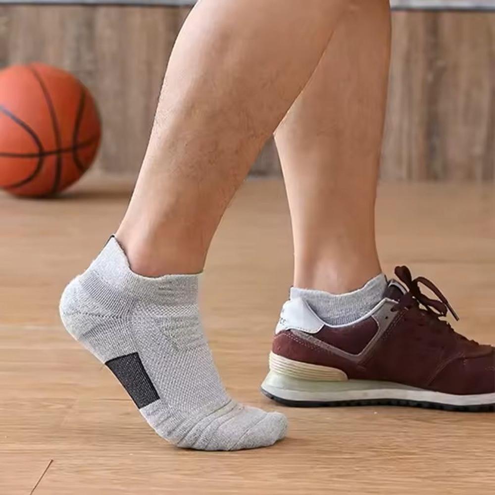 Anti Slip Breathable Sport Socks For Men 3