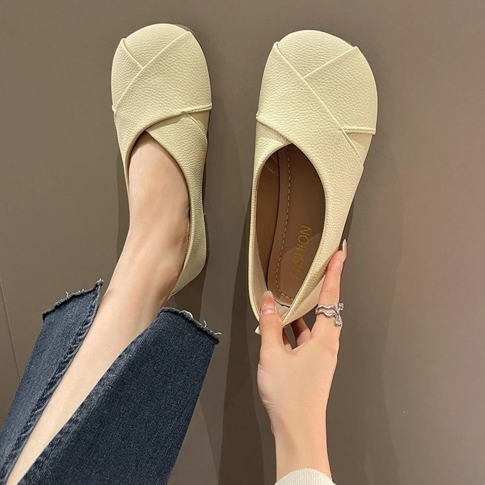Womens SlipOn Leather Loafers With Round Toe And Casual Flat Sole 0