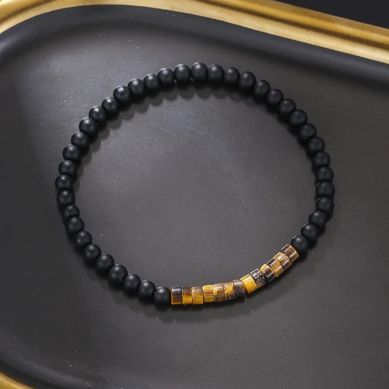 Vintage Beaded Bracelet For Men With Skull And Natural Stone Accents 18