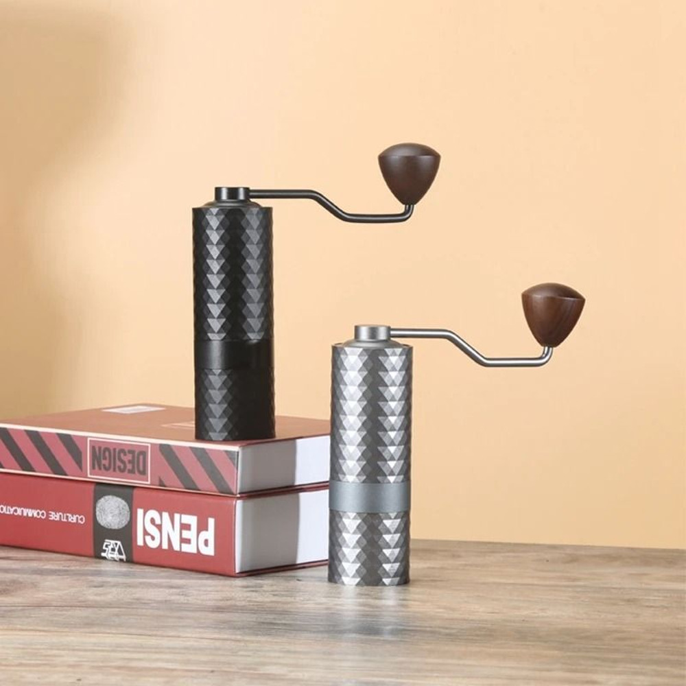 Manual Coffee Grinder With Adjustable Burrs For Precision Grinding 0