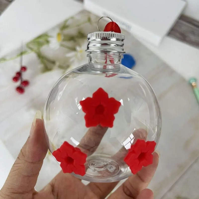Leak Proof PET Hummingbird Feeder With 3 Flower Ports Spherical Or Heart Shape 4