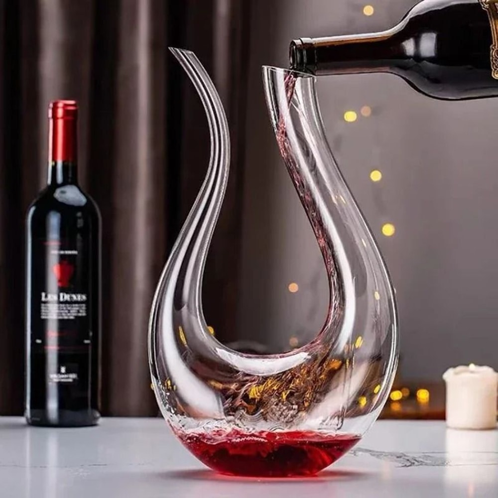 Handmade Crystal Wine Decanter 1500ml Elegant U Shape For Red Wine And Brandy 0