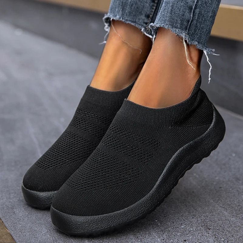 Women Sport Sneakers Breathable Slip On Sock Shoes Comfortable Flat Running Shoes 3