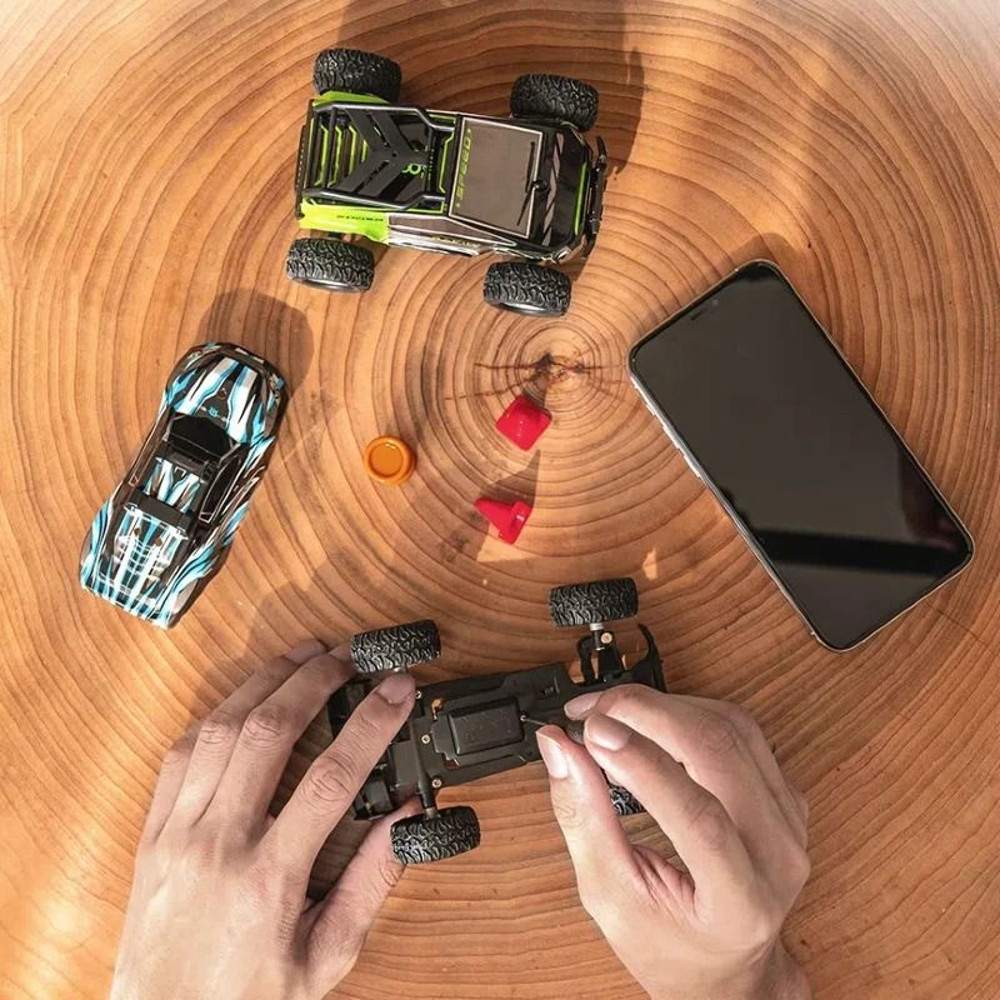 Mini Remote Control Off Road Car 132 Scale Drift RC Vehicle For Kids 2