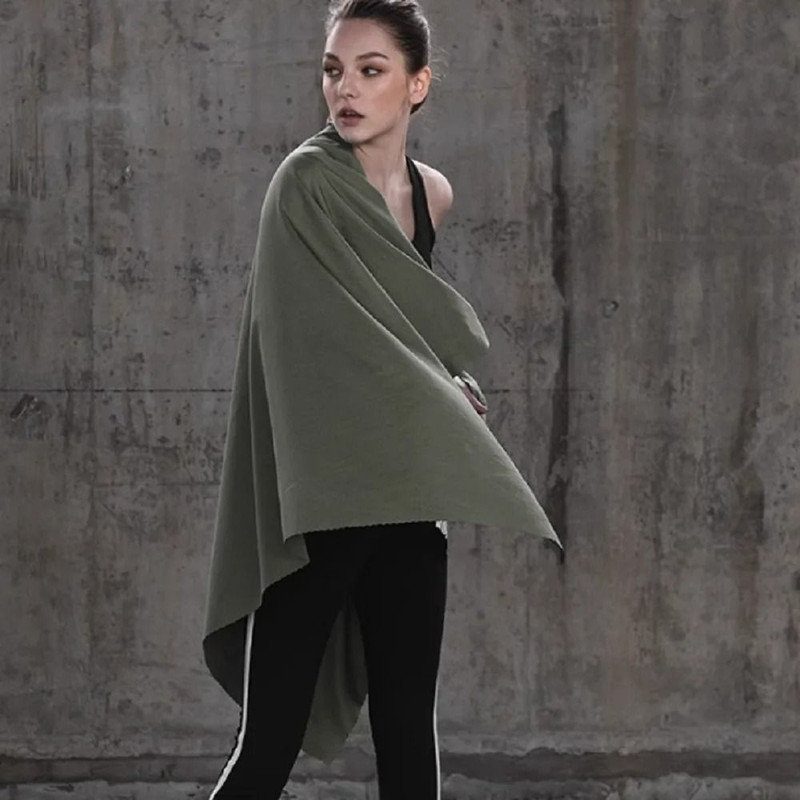 Quick Dry Absorbent Travel Towel For Outdoor Beach Gym And Camping 0