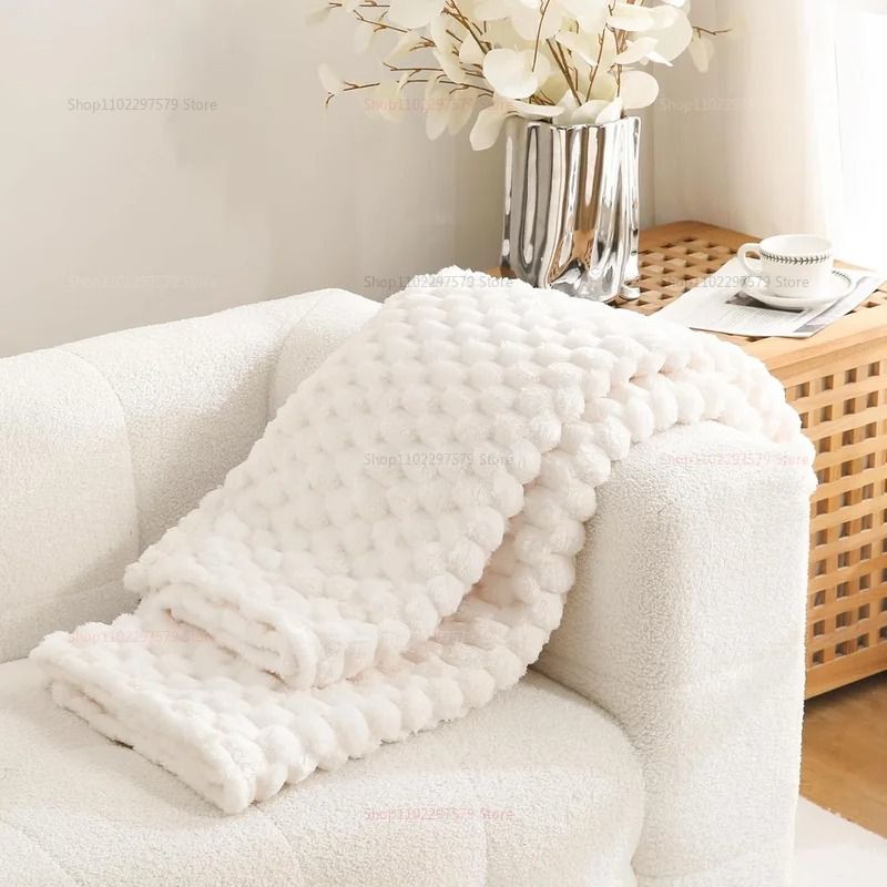 Super Soft Flannel Throw Blanket Silky Fleece 3D Cloud Jacquard Lightweight Bed Blanket For All Sea 3