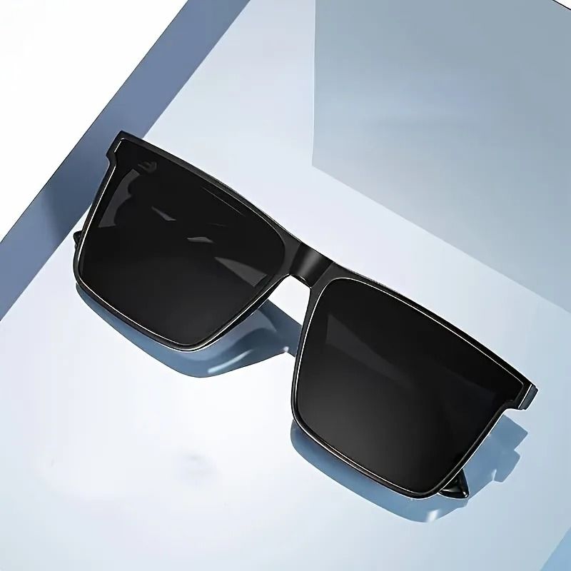 Men Simple Black Square Sunglasses Classic UV Protection Shades For Travel And Driving 4