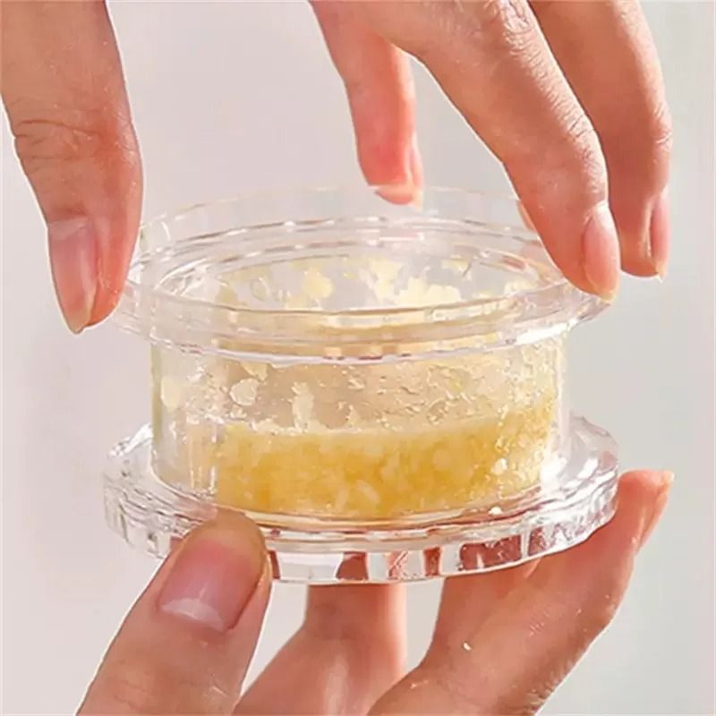 Clear Manual Garlic Grinder And Herb Mincer Handheld Twist Press For Quick Garlic Crushing And Foo 2