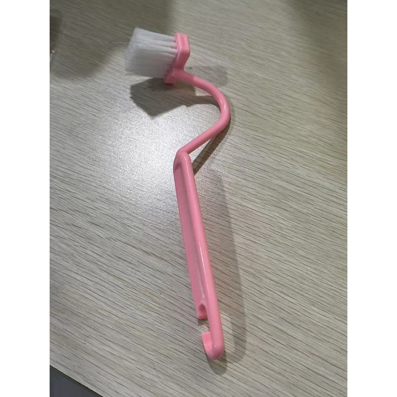 Curved Long Handle Toilet Cleaning Brush 3