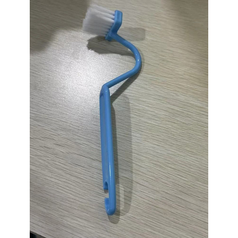 Curved Long Handle Toilet Cleaning Brush 4