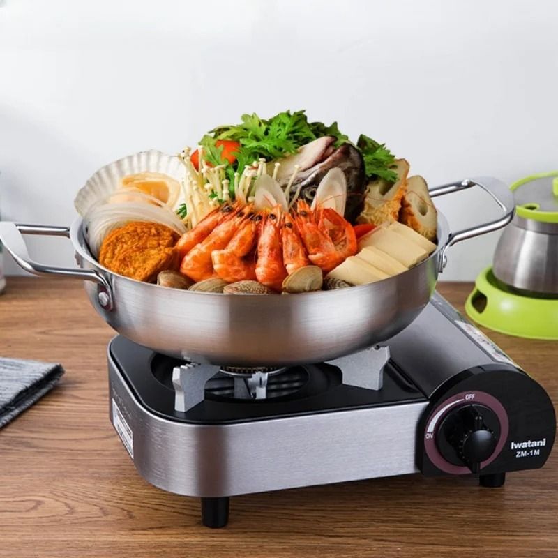 Stainless Steel Cooking And Serving Pan With Handles 2