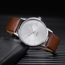 men leather band quartz casual wristwatch