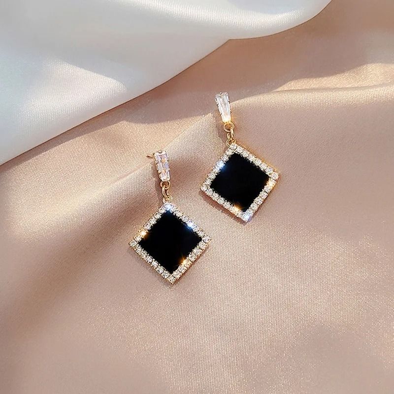 Black Zircon Square Stud Earrings Shiny Geometric Statement Jewelry For Women 17