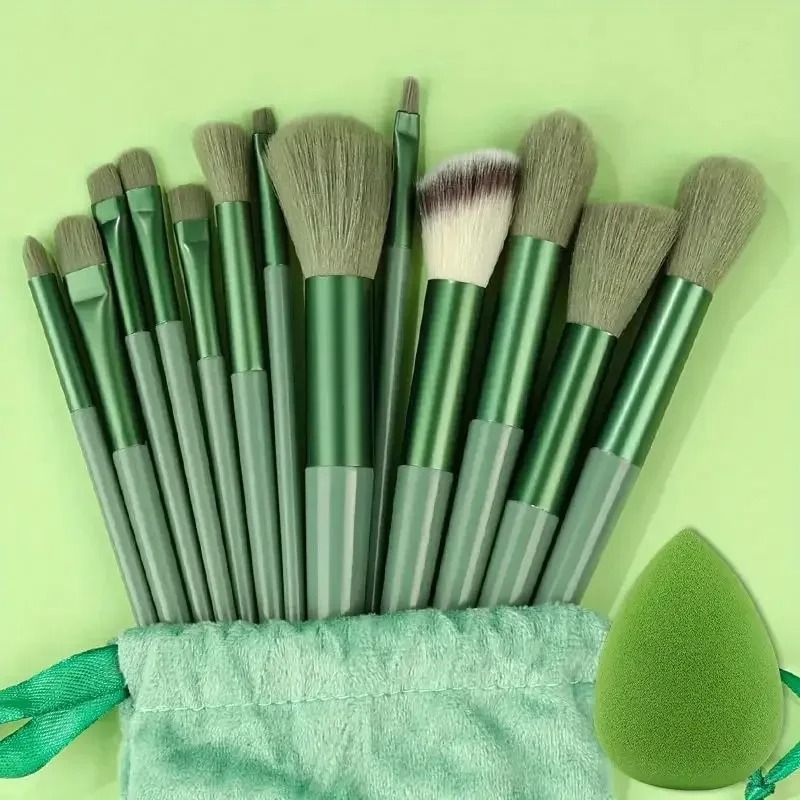 Soft Fluffy Professional Makeup Brush Set For Foundation And Eyeshadow 19