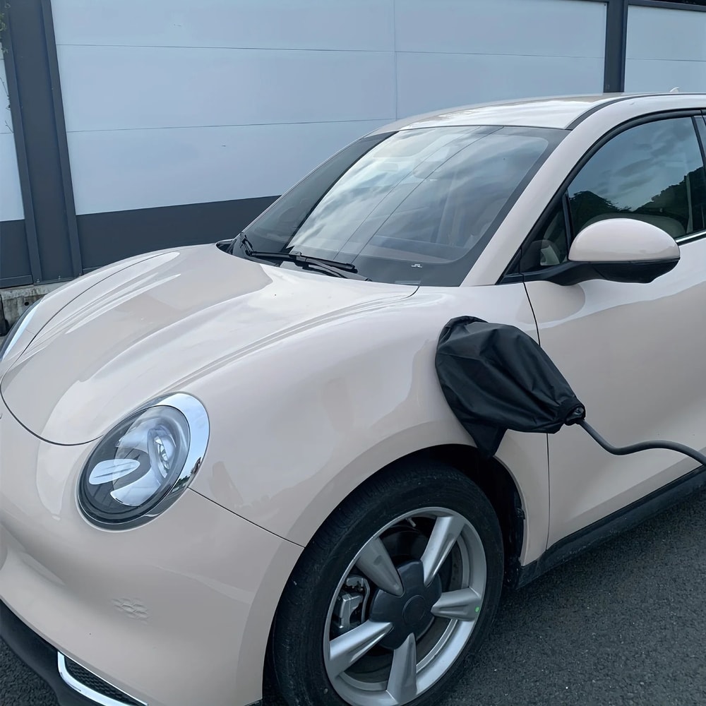 Magnetic EV Charger Port Cover For Weather Protection And Heat Insulation 1