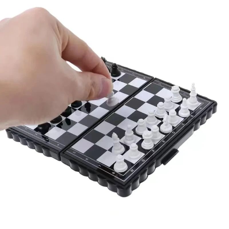 Mini Magnetic Chess Set Folding Portable Board Game 3