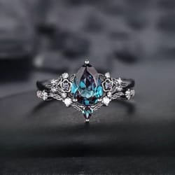 luxury gun black cubic zircon vine ring for women